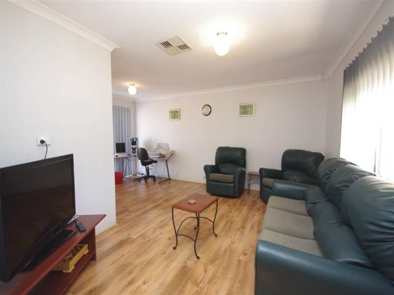 31 McFarlane Circle, Mirrabooka WA 6061