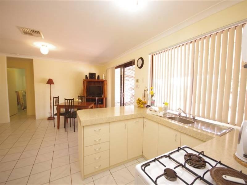 31 McFarlane Circle, Mirrabooka WA 6061