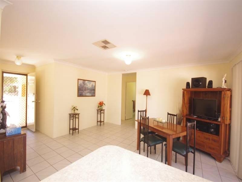 31 McFarlane Circle, Mirrabooka WA 6061