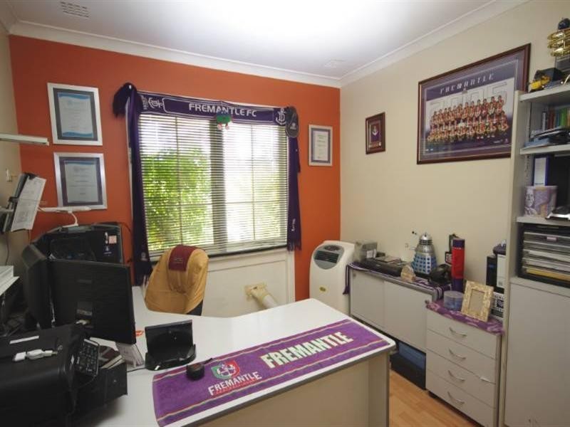 33 Pannell Way, Girrawheen WA 6064