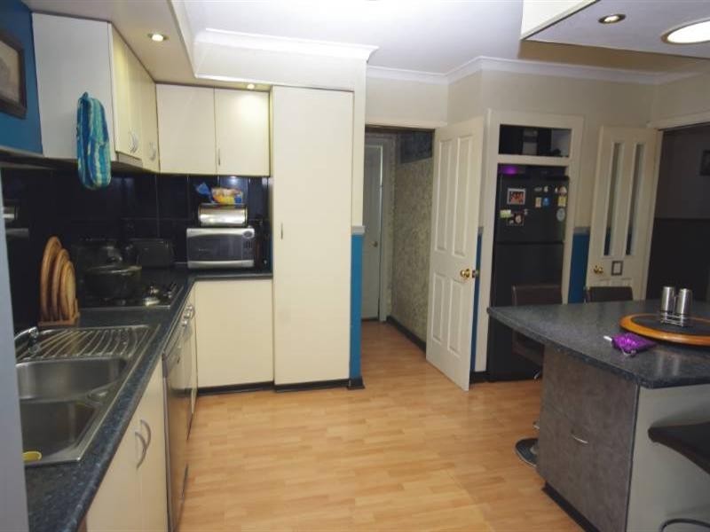 33 Pannell Way, Girrawheen WA 6064