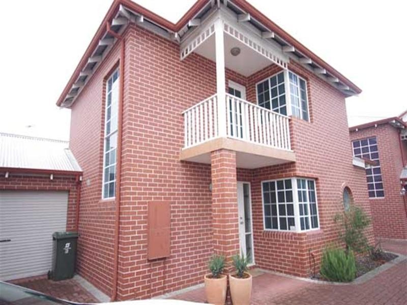 2/92 Tenth Avenue, Inglewood WA 6052