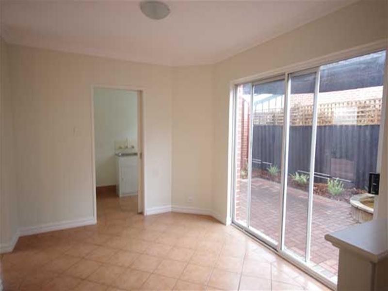 2/92 Tenth Avenue, Inglewood WA 6052