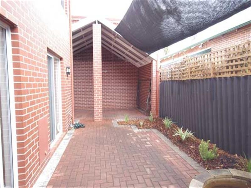 2/92 Tenth Avenue, Inglewood WA 6052