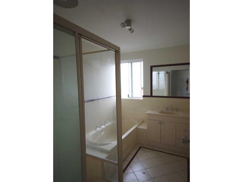 2/92 Tenth Avenue, Inglewood WA 6052