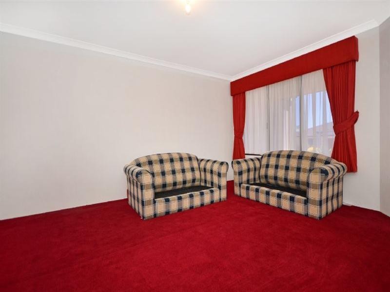 2 Fennell Rise, Darch WA 6065