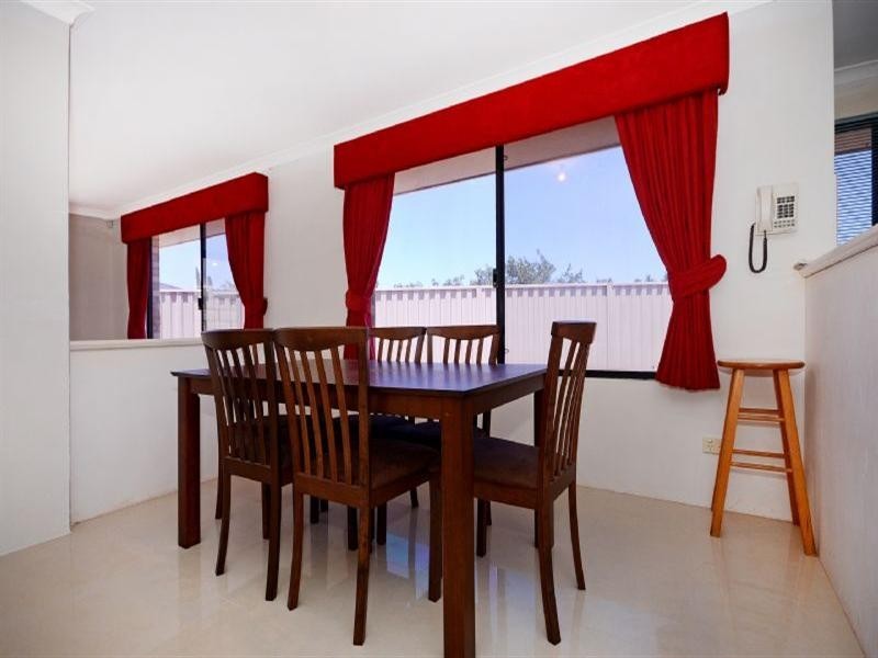 2 Fennell Rise, Darch WA 6065