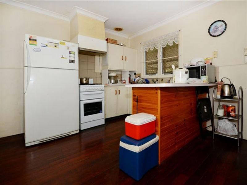 55 Nanovich Avenue, Girrawheen WA 6064