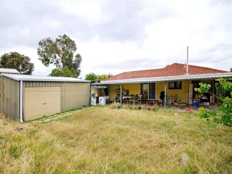 55 Nanovich Avenue, Girrawheen WA 6064