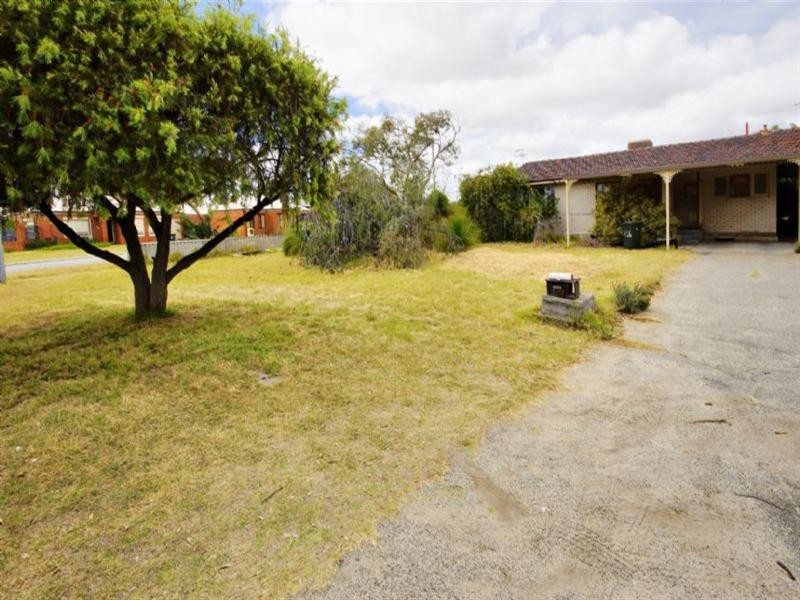 10 Culloton Crescent, Balga WA 6061