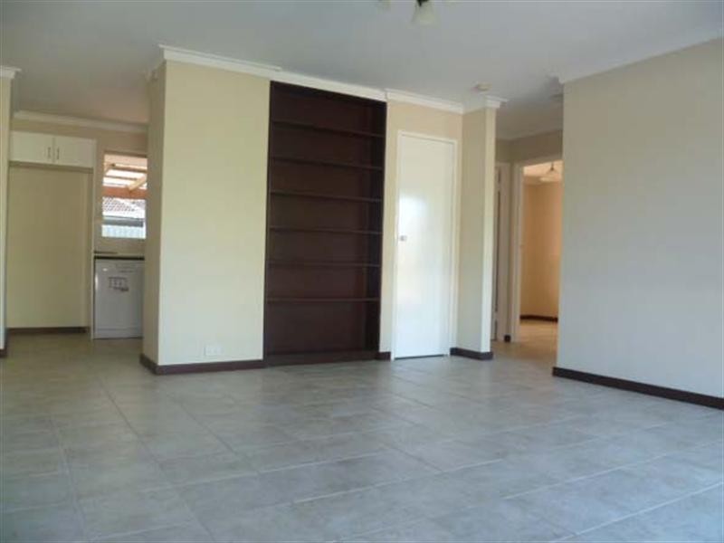 2/11 Margaret Street, Maylands WA 6051