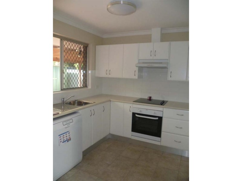 2/11 Margaret Street, Maylands WA 6051