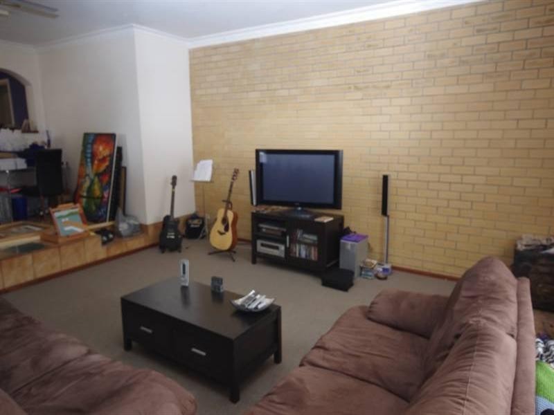 15 Swincer Way, Koondoola WA 6064