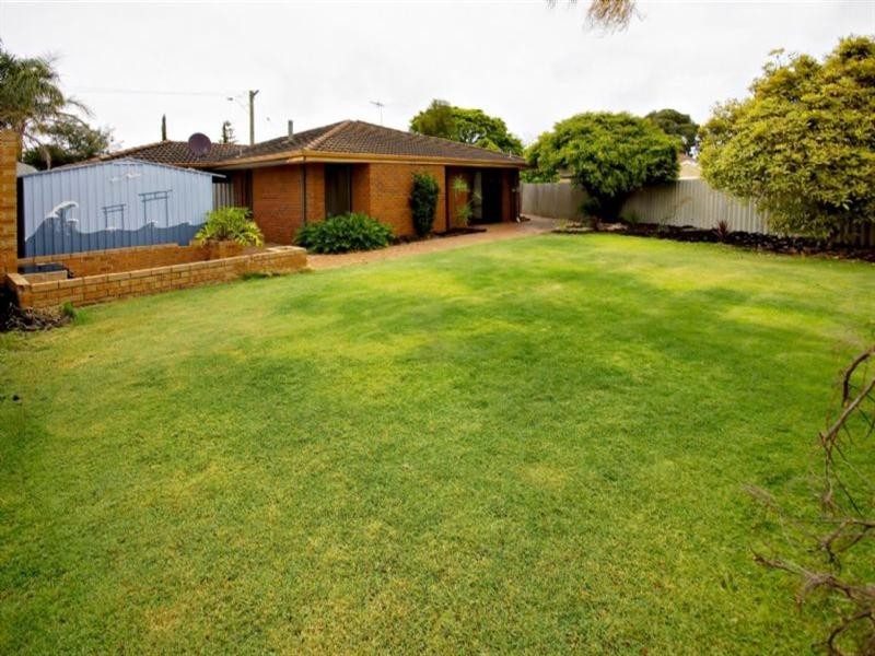 21 Ambleside Close, Balga WA 6061