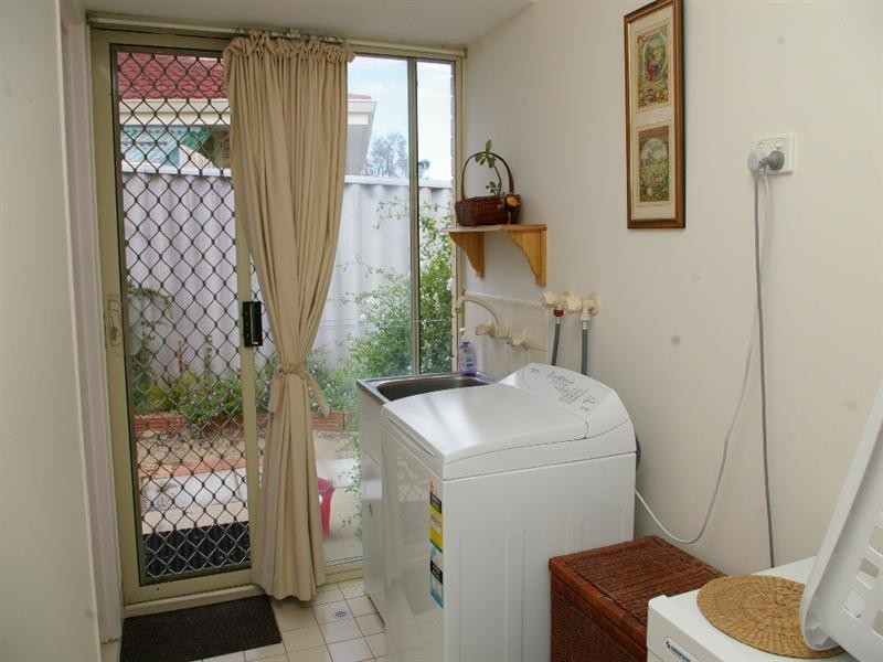 17 Caffrum Green, Mirrabooka WA 6061