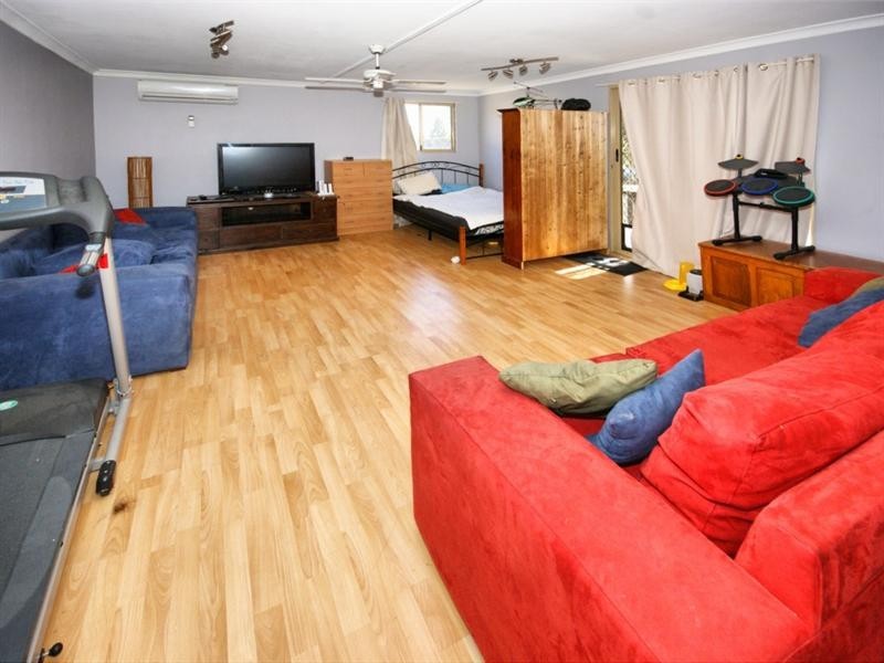 2a Dallington Crescent, Balga WA 6061