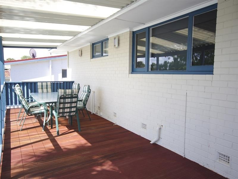 40 Harford Way, Girrawheen WA 6064