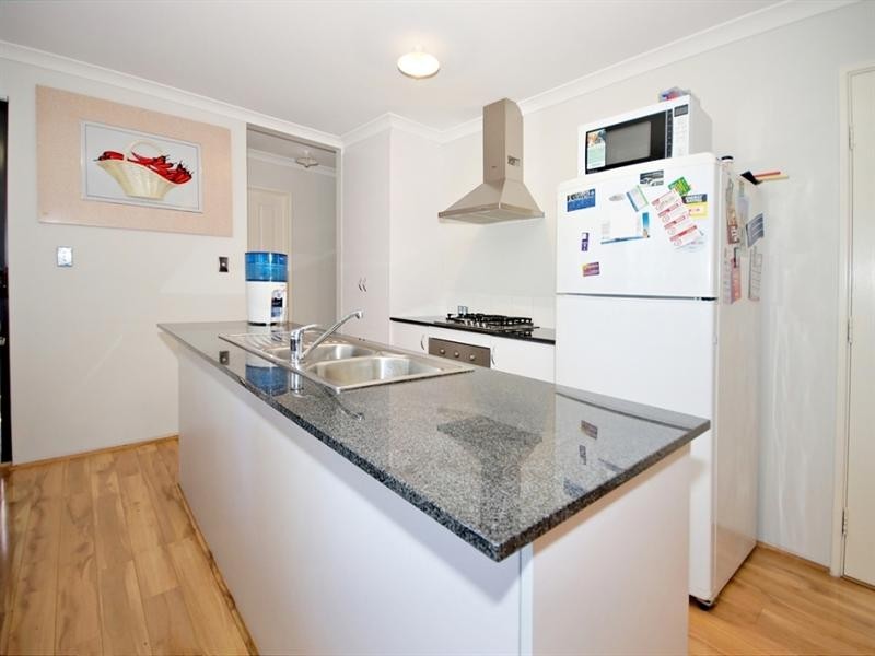 68c Fernhurst Crescent, Balga WA 6061