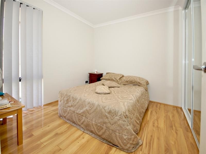 68c Fernhurst Crescent, Balga WA 6061