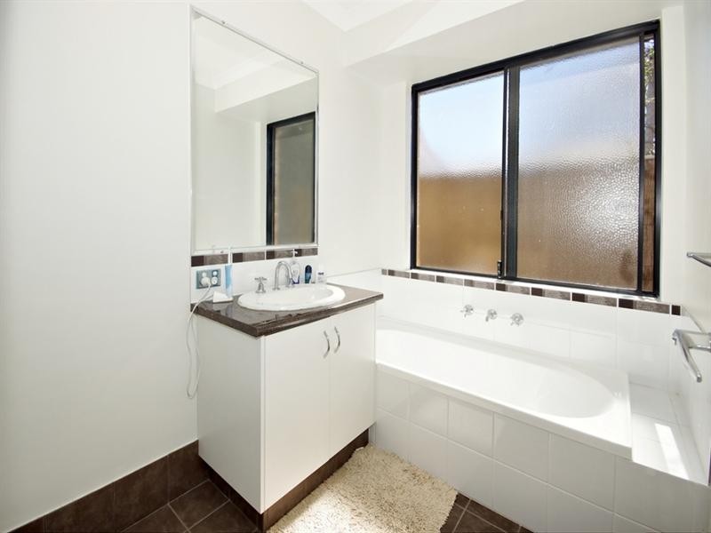 68c Fernhurst Crescent, Balga WA 6061