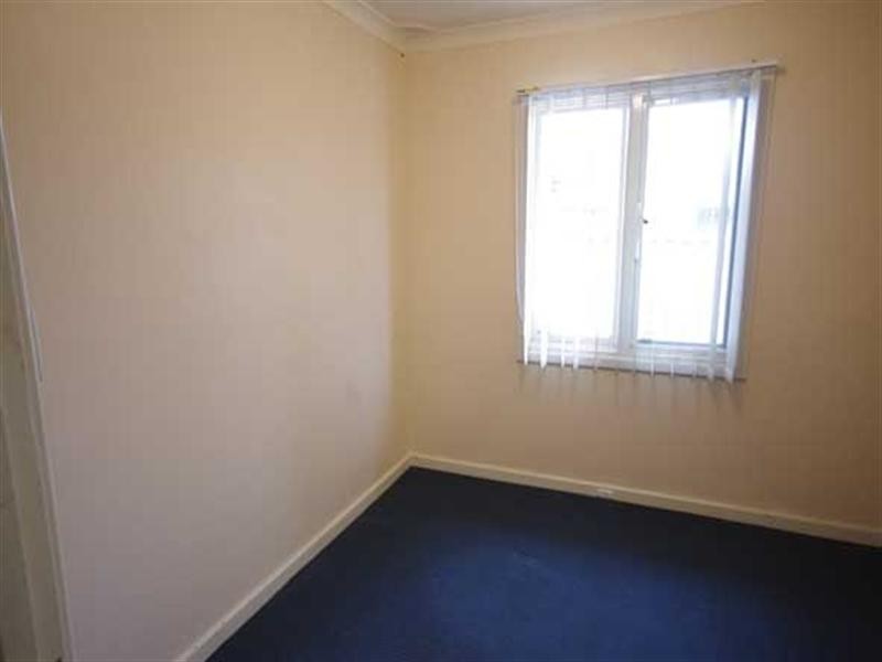 37B Montrose Avenue, Girrawheen WA 6064