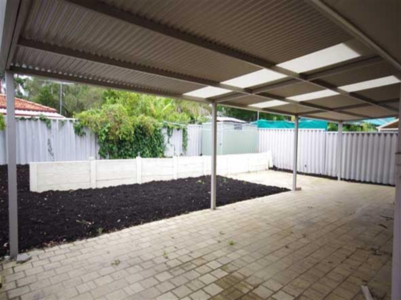 37B Montrose Avenue, Girrawheen WA 6064