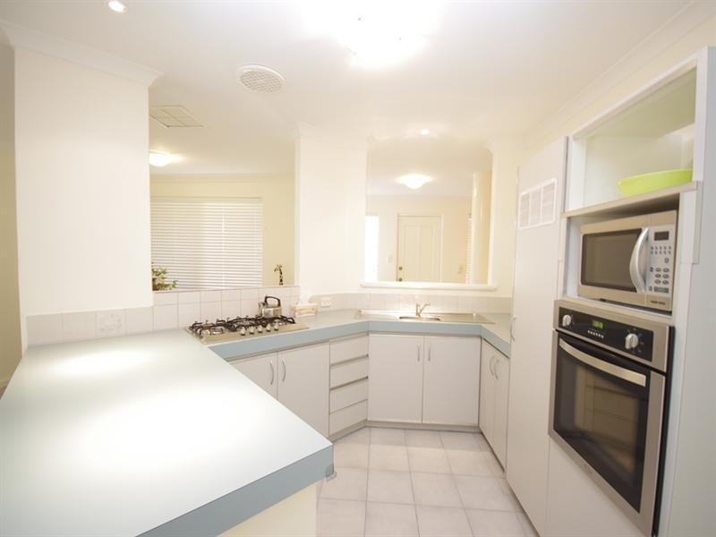 18 Silkpod Heights, Mirrabooka WA 6061