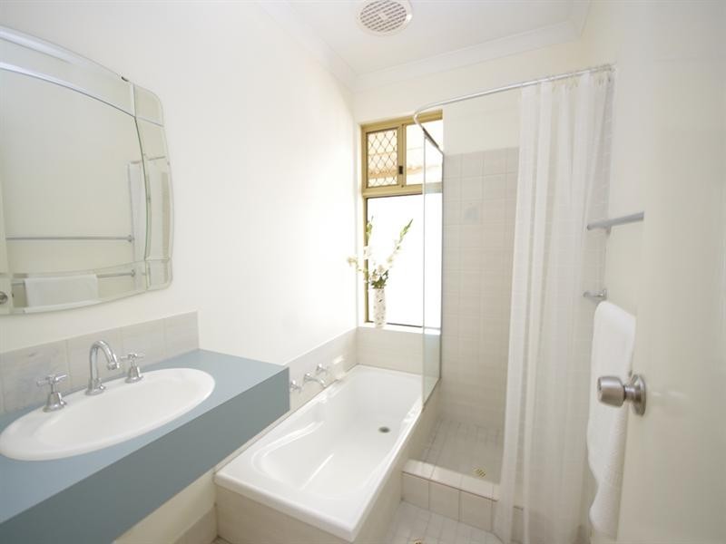 18 Silkpod Heights, Mirrabooka WA 6061