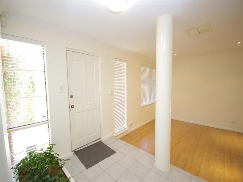 18 Silkpod Heights, Mirrabooka WA 6061