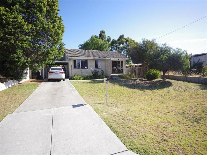41 Connell Way, Girrawheen WA 6064