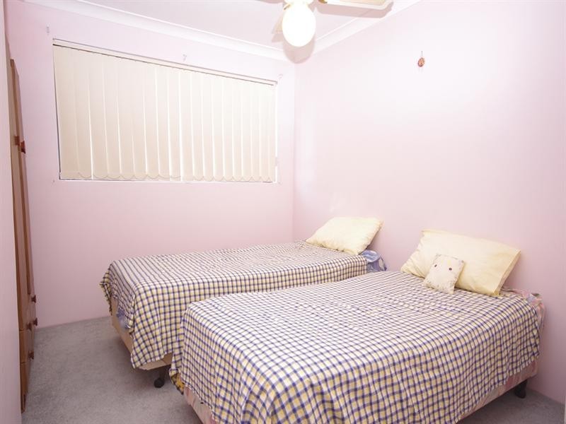 14 Caroline Green, Marangaroo WA 6064