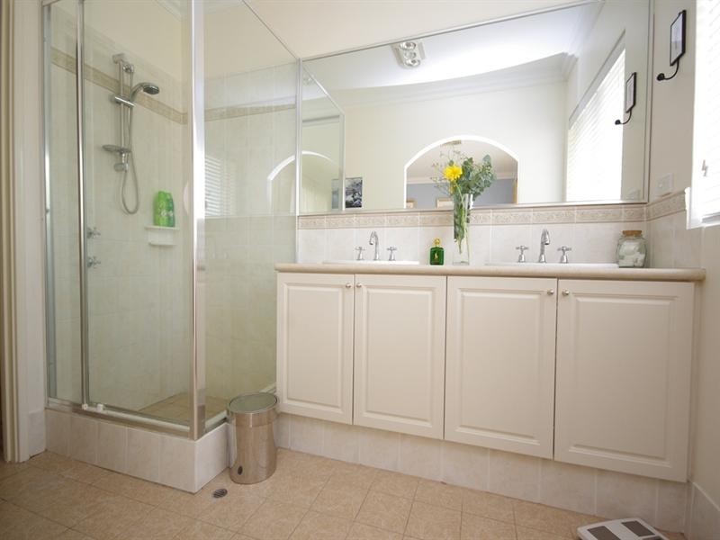 17 Cherrytree Gardens, Stirling WA 6021