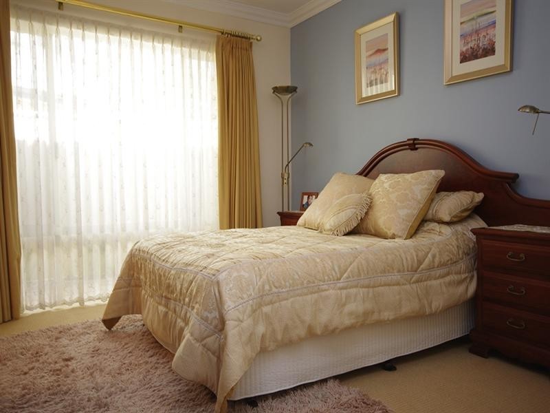 17 Cherrytree Gardens, Stirling WA 6021