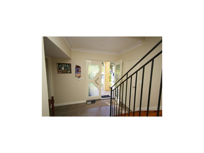 123A Rochester Circle, Balga WA 6061
