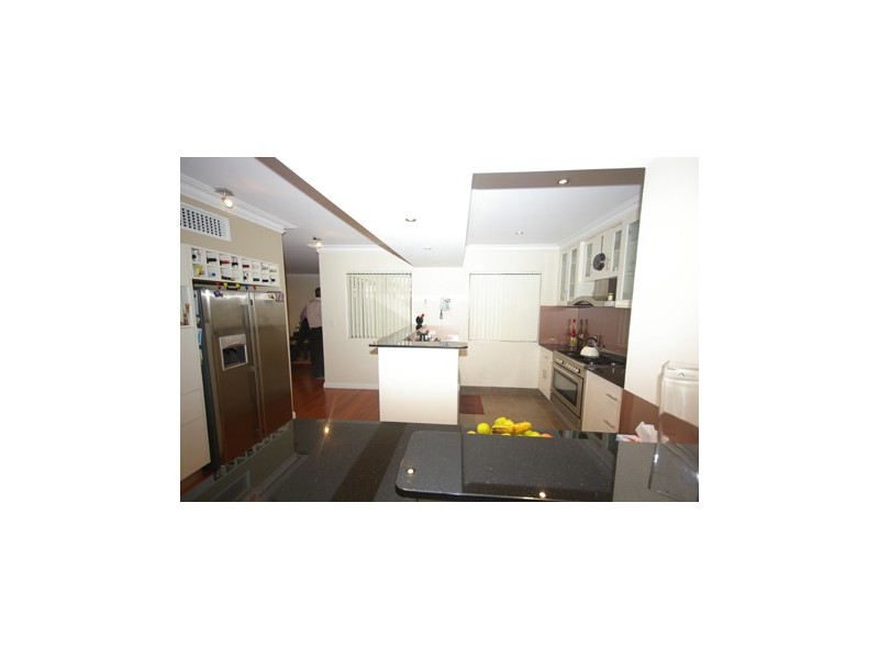 123A Rochester Circle, Balga WA 6061