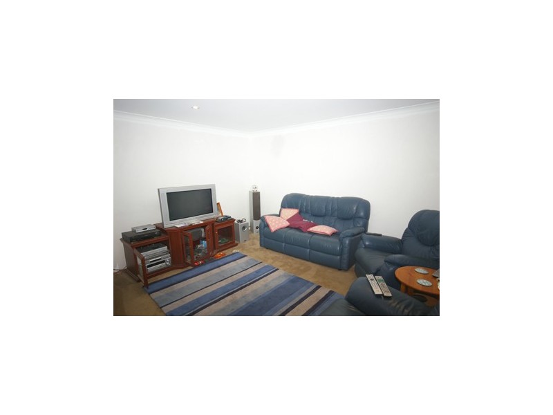 10 Esmerelda Pass, Darch WA 6065