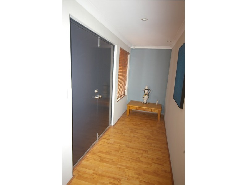 10 Esmerelda Pass, Darch WA 6065