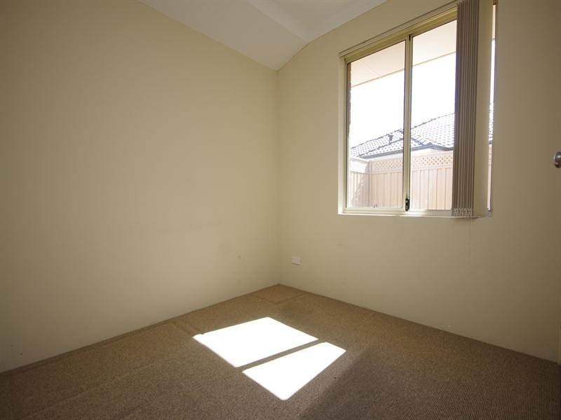 40b Winchelsea Road, Nollamara WA 6061