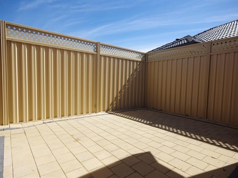 40b Winchelsea Road, Nollamara WA 6061