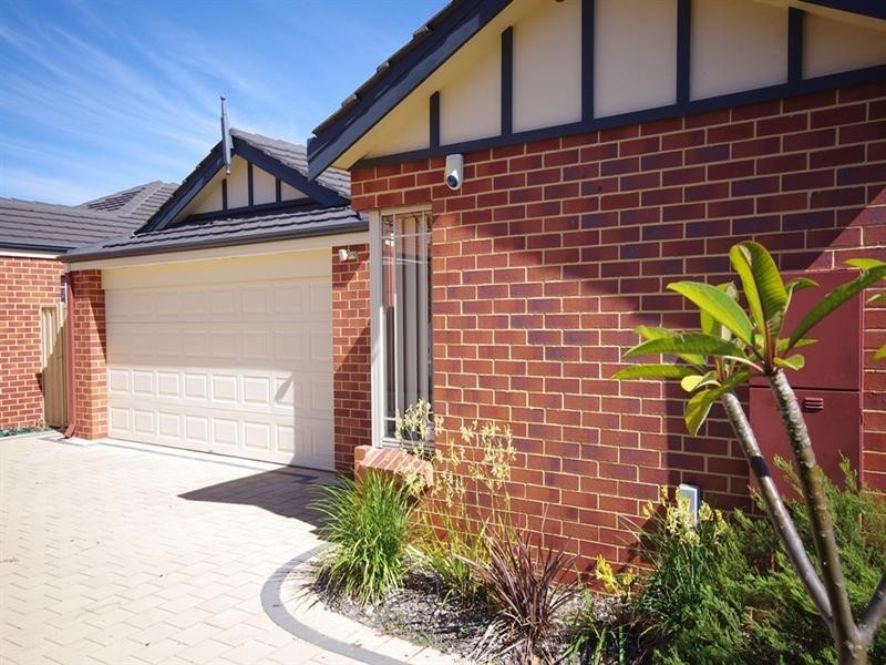 40b Winchelsea Road, Nollamara WA 6061