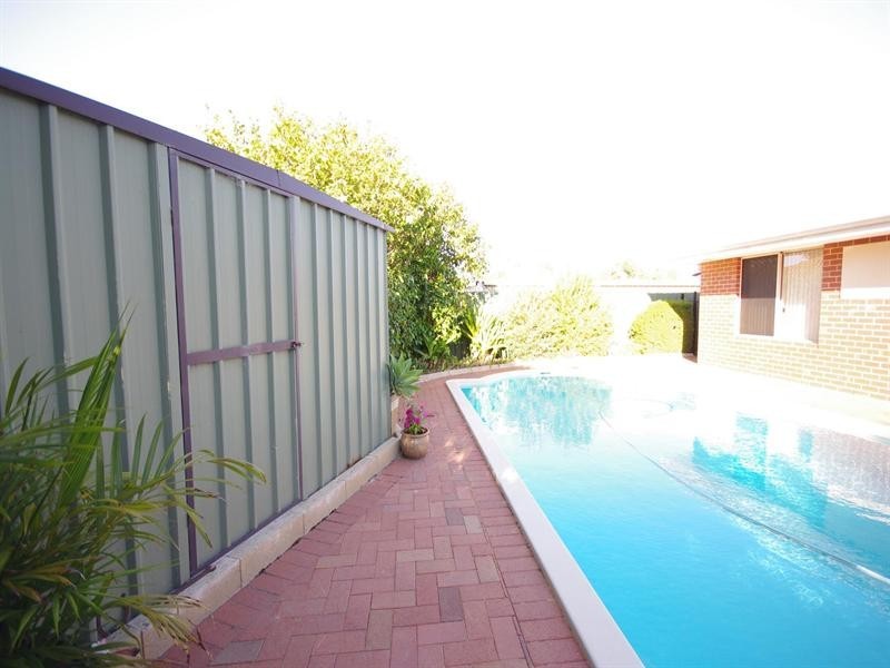 14 Manna Close, Mirrabooka WA 6061