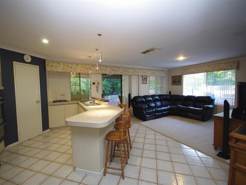 14 Manna Close, Mirrabooka WA 6061