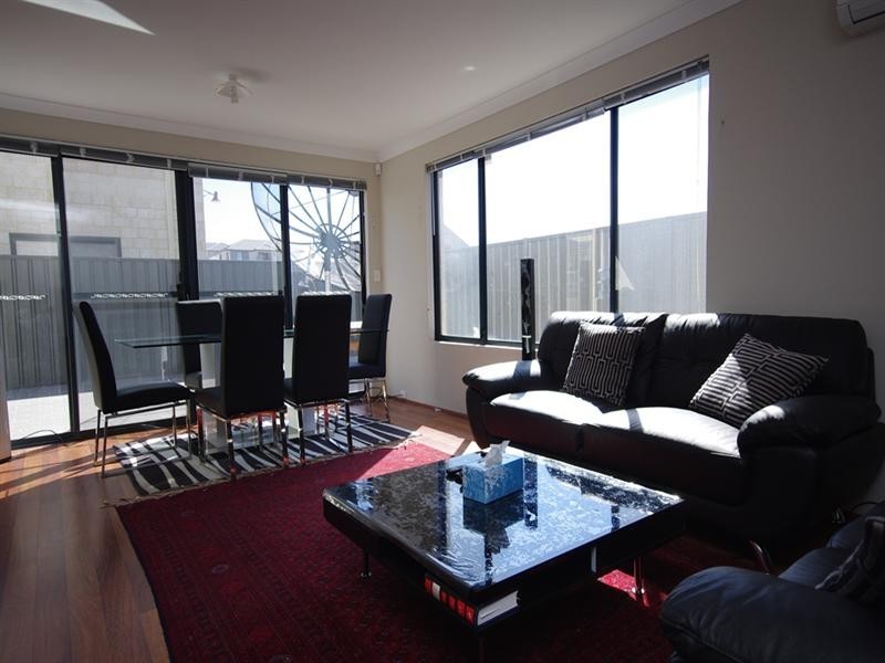 26 Chalkwell Bend, Landsdale WA 6065