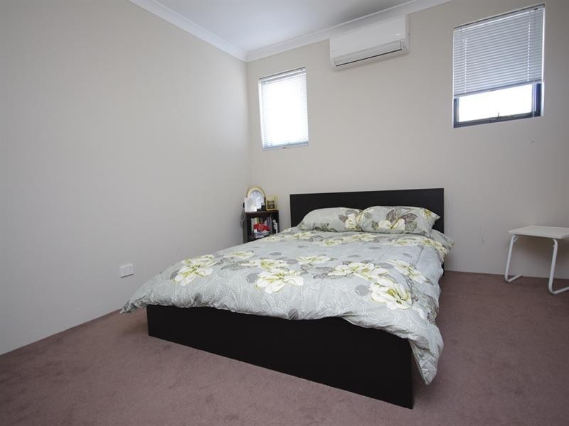 26 Chalkwell Bend, Landsdale WA 6065