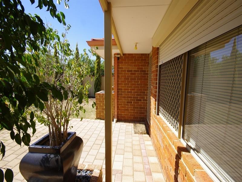 1 Selloa Place, Mirrabooka WA 6061