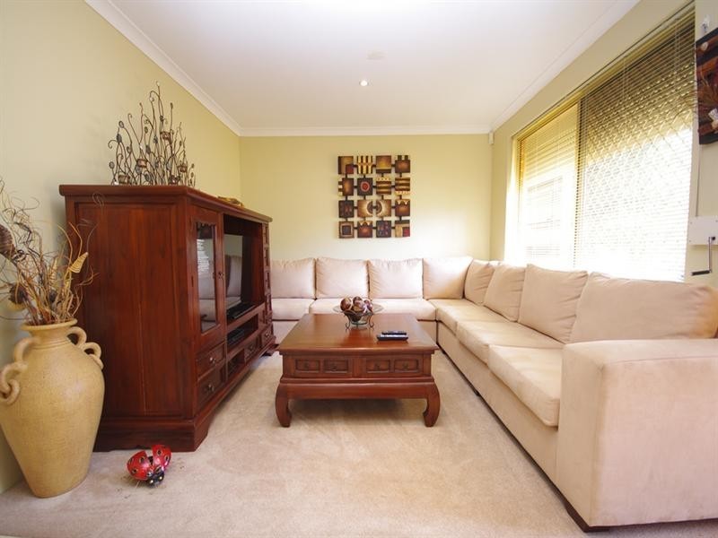 1 Selloa Place, Mirrabooka WA 6061