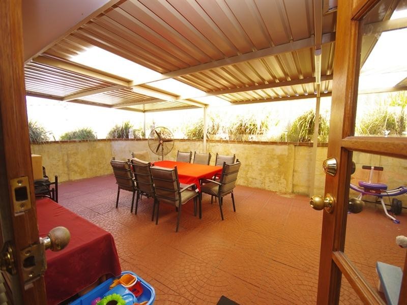 1 Selloa Place, Mirrabooka WA 6061