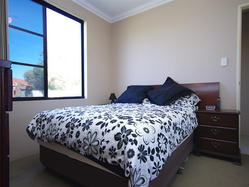 2a Tuckfield Way, Nollamara WA 6061