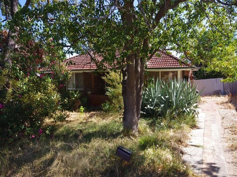 21 Tangmere Way, Balga WA 6061