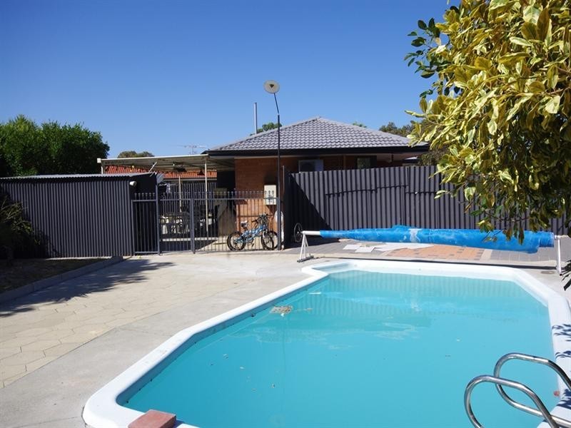 49 Ellerby Way, Koondoola WA 6064